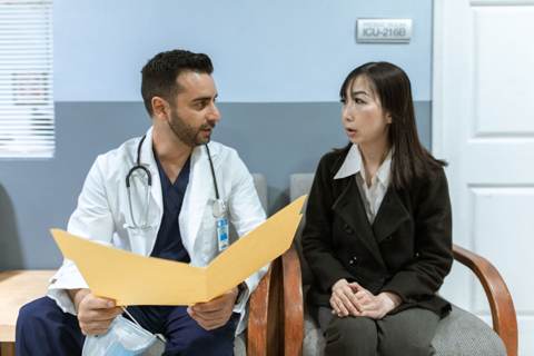 Finding a Mesothelioma Specialist: What Patients Should Know Before Choosing a Doctor