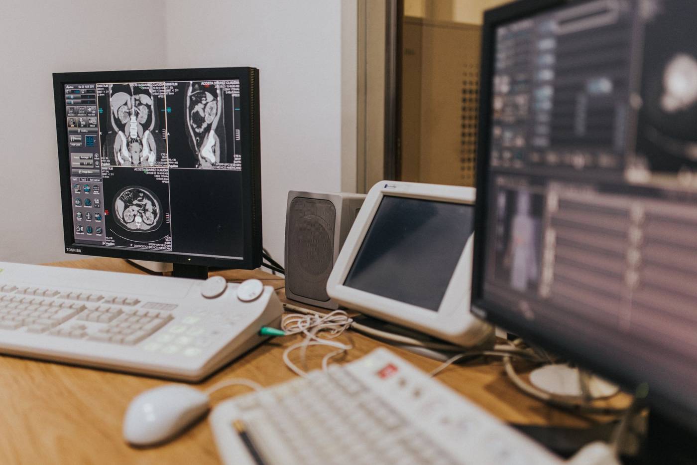 Reaching a mesothelioma diagnosis takes more than one test. Here is how doctors combine imaging, fluid analysis, and biopsy…